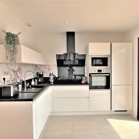 Pietra 300m De La De Favone Piscine Privee Chauffee * Conca