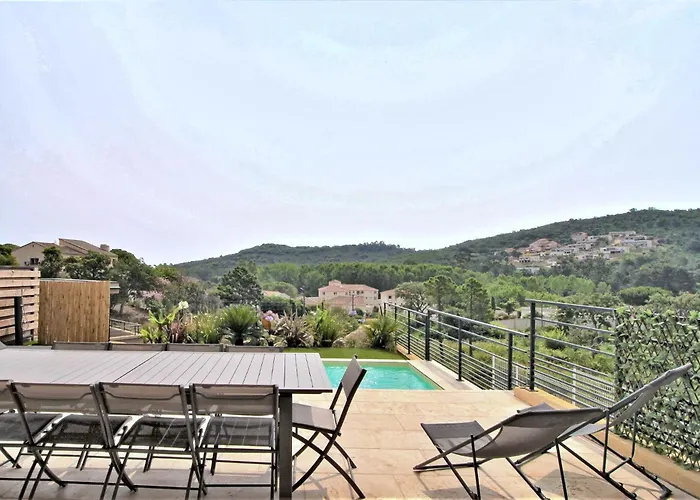 Villa Pietra 300m De La De Favone Piscine Privee Chauffee *